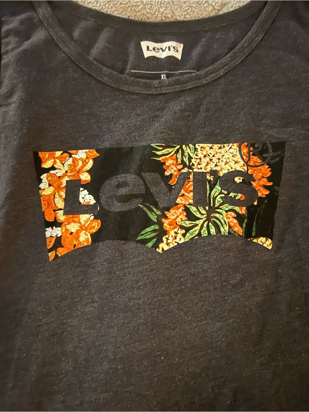 Levi's Black / Dark Grey Tank with Tropical Floral Logo, Mens size XL